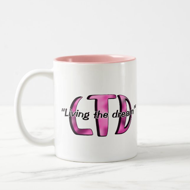 Vivendo a caneca cor-de-rosa ideal (Esquerda)