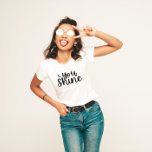 Você brilha a camisa das mulheres<br><div class="desc">Dê poder a si mesmo e a outros com esta lua e estrelas,  camiseta "Você brilha"! Coleção de correspondência disponível!</div>