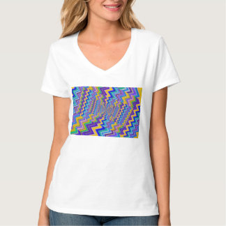 vórtice multicolor em camiseta