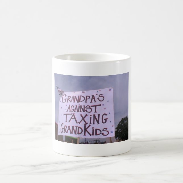 Vovô contra a taxação da caneca de café dos netos (Centro)