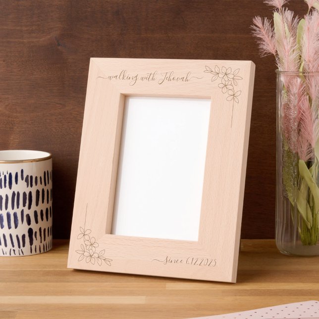 Walking with Jehovah Since 20xx Floral Script (Criador carregado)