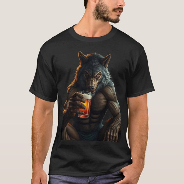 werewolf drinking beer t-shirt (Frente)