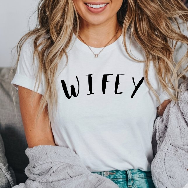 white wifey modern script T-Shirt (Criador carregado)
