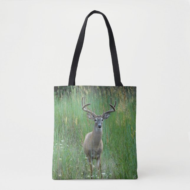 Whitetail Buck em Meadow Printed Tote Bag (Frente)