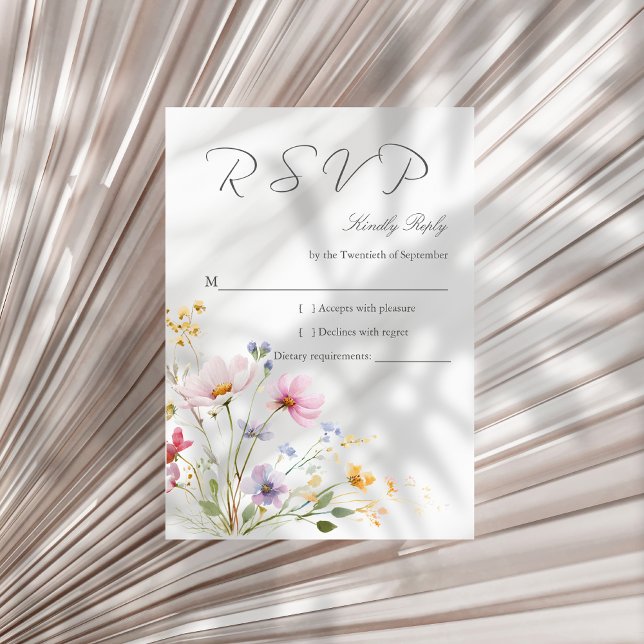 Wildflower Meadow Wedding RSVP Card (Criador carregado)