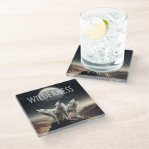 Wolves Howling em Full Moon Wilderness está chaman