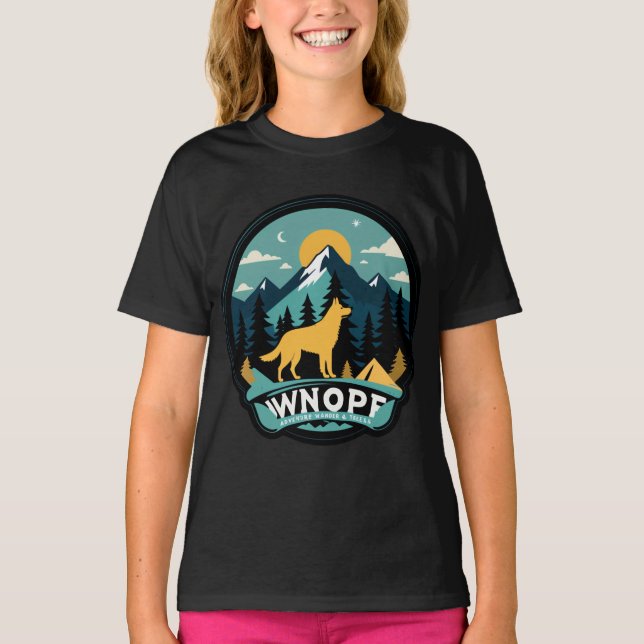 Woof & Wander - Adventure Dog T-Shirt (Frente)