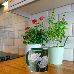 Xícara de Arte do Jardim das Rosas Brancas