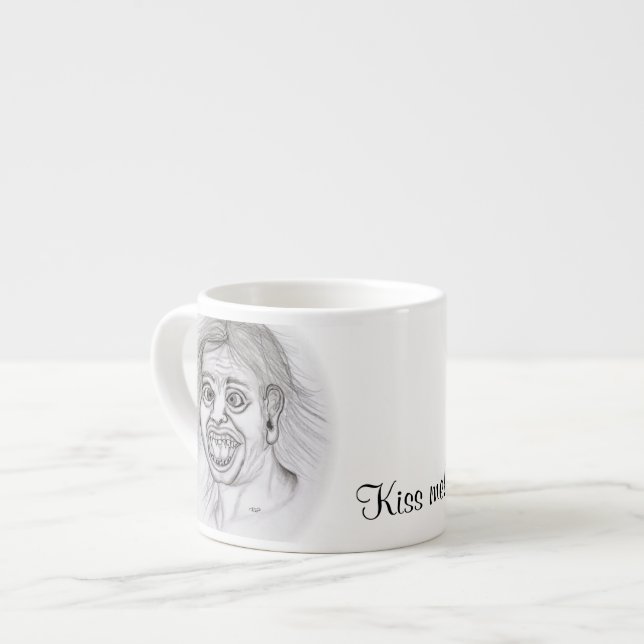 Xícara De Espresso Beije-me! Design de desenho de lápis preto e branc (Frente Esquerda)