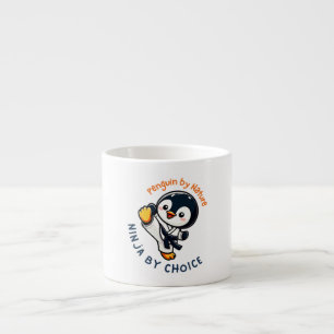 Xícara De Espresso Bela Caricatura Pinguin Karate Artes Marciais