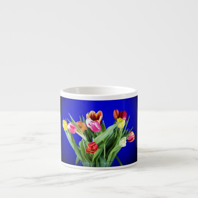 Xícara De Espresso Buquê de tulipas a azul (Frente)