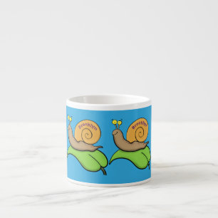 Xícara De Espresso Caracol bonito e feliz numa ilustração de desenh