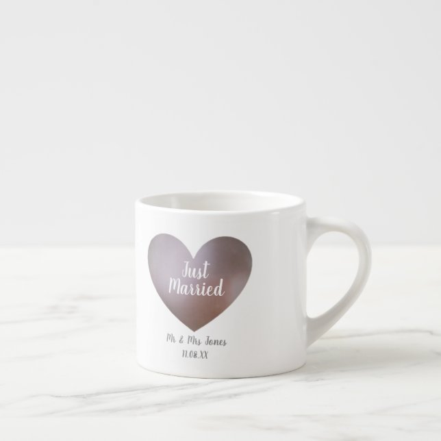 Xícara De Espresso Casamento de pérolas e recens casados roxos (Direita)