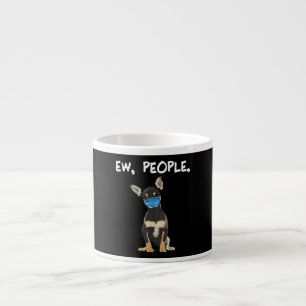 Xícara De Espresso Chihuahua Ew negro. Pessoas Vestindo máscara faci
