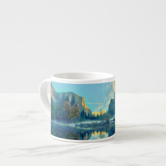 Xícara De Espresso EL Capitan e reflexão de três irmãos (Frente Esquerda)