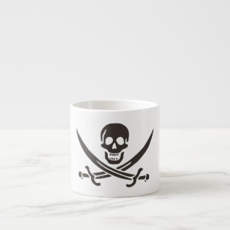 Xícara De Espresso Espadas de crânio de obsidiana Bandeira pirata de