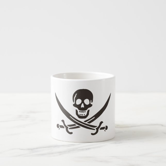 Xícara De Espresso Espadas do Crânio Obsidiana Bandeira pirata de Cal (Frente)