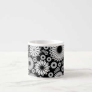 Xícara De Espresso Flores boho Padrão floral vetorial preto e branco
