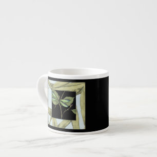 Xícara De Espresso Folhas com Dragonfly Inset por Jennifer Goldberger