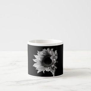 Xícara De Espresso Girassol - Fotografia Preta e Branca