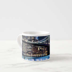 Xícara De Espresso Ideia da reflexão da ponte de Brooklyn de New Yor