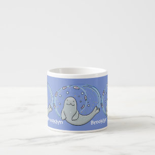 Xícara De Espresso Ilustração de desenho animado de foca feliz e peix
