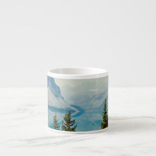 Xícara De Espresso lagoas de montanha do inverno