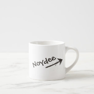 Xícara De Espresso Letras pretas e seta no seu