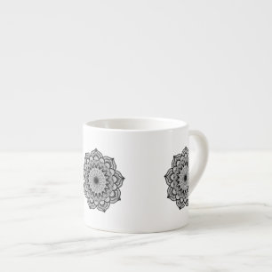 Xícara De Espresso Mandala Preto em Fundo Branco