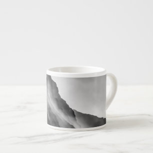 Xícara De Espresso Mist nas rochas