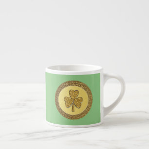 Xícara De Espresso Moedas Douradas de Shamrock irlandês sorte