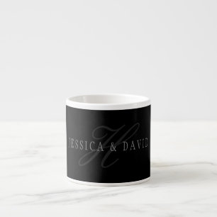 Xícara De Espresso Monograma de Nomes e Sobrenome de Casais