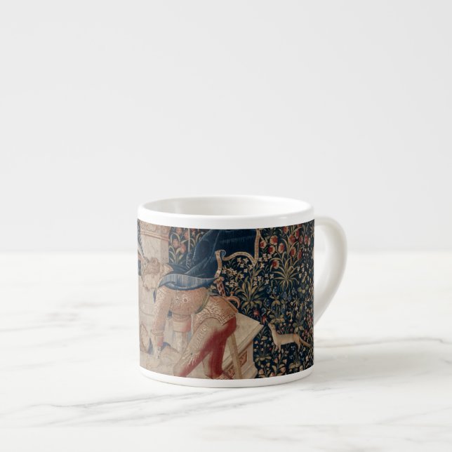 Xícara De Espresso Narciso no Poço, Tapeçaria Medieval (Frente Esquerda)
