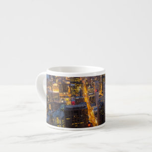 Xícara De Espresso Skyline do centro de Chicago no crepúsculo