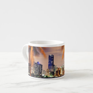 Xícara De Espresso Skyline dos EUA, Florida, Miami no crepúsculo