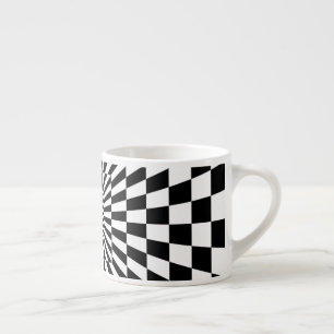 Xícara De Espresso túnel de chessboard com ilusão óptica