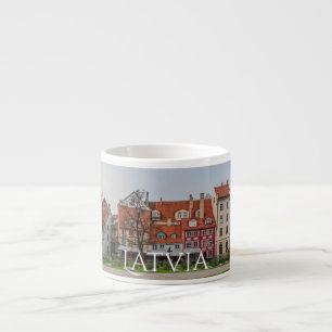 Xícara De Espresso Velha cidade de Riga no outono