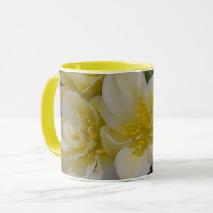Xícara de Flores Amarelas