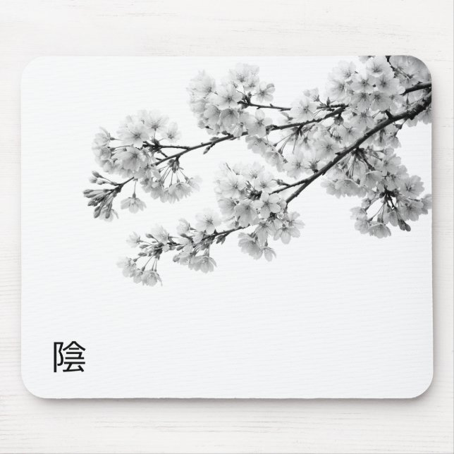 Yin Sakura Mousepad (Frente)