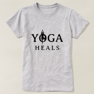 Yoga cura a camiseta com a silhueta das árvores